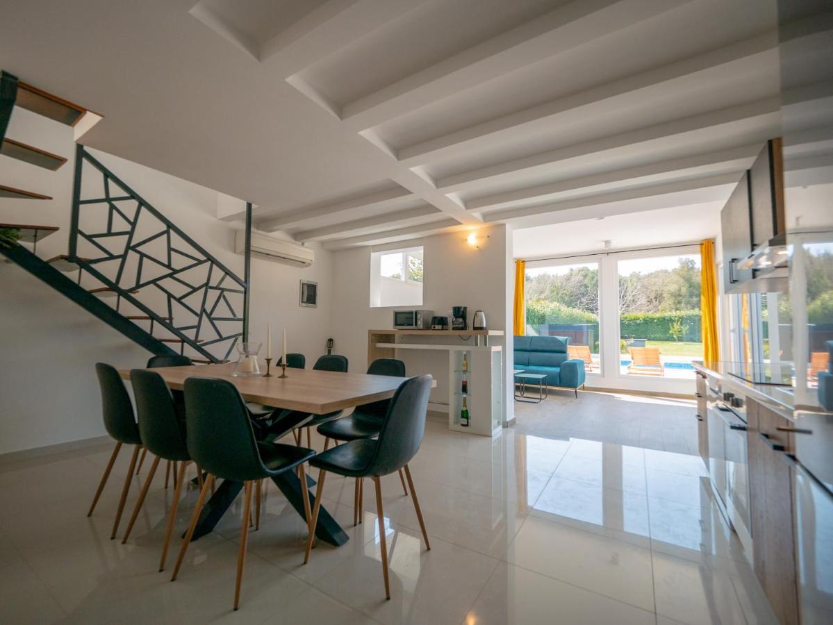 Villa Vinky *