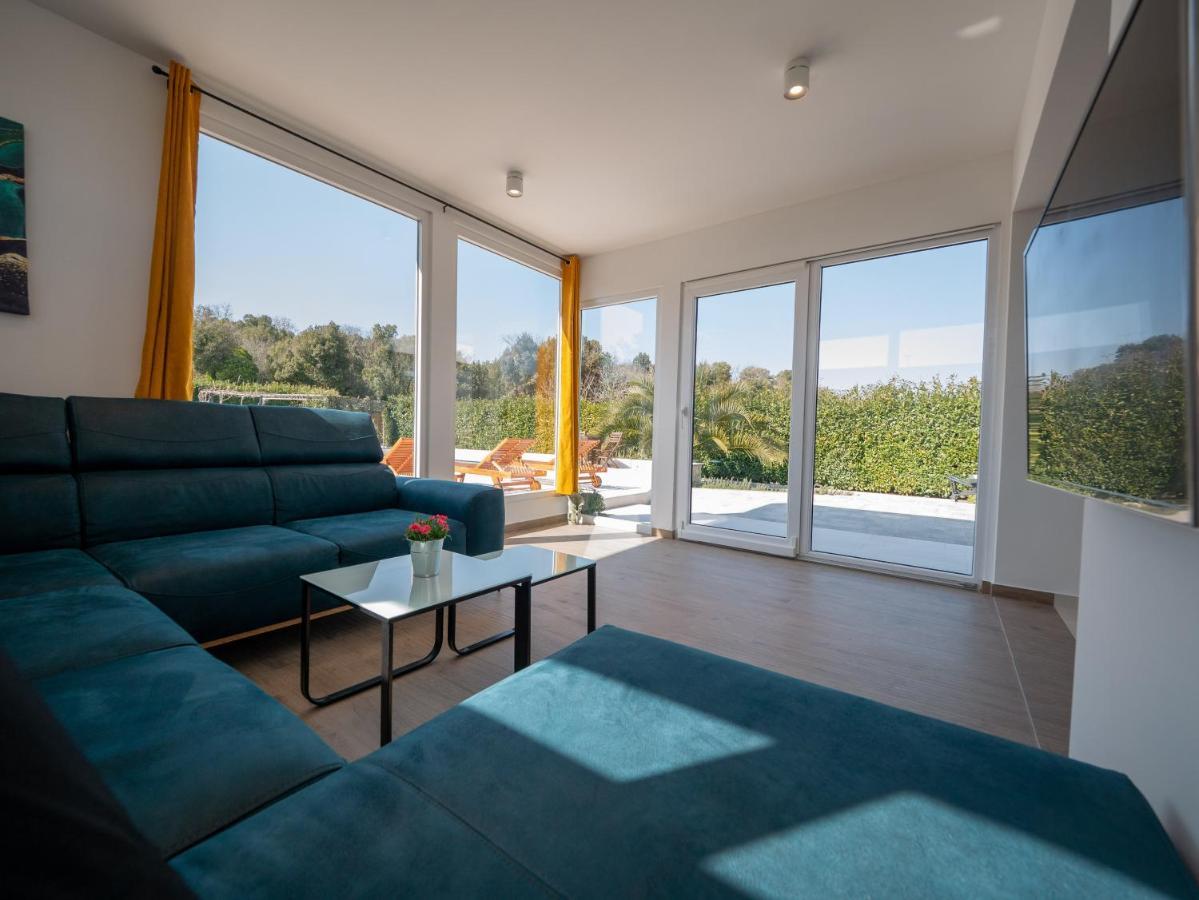 Villa Vinky *
